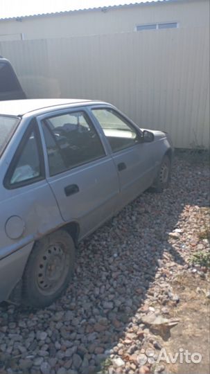 На разбор daewoo nexia 2