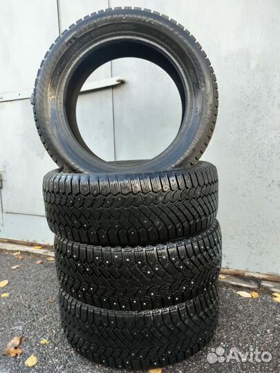 Gislaved Nord Frost 200 215/55 R17