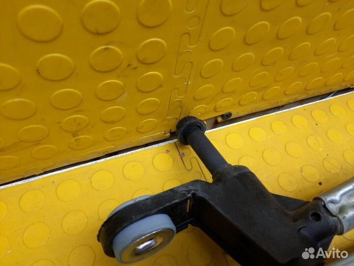 Мотор дворников(моторчик стеклоочистителя)