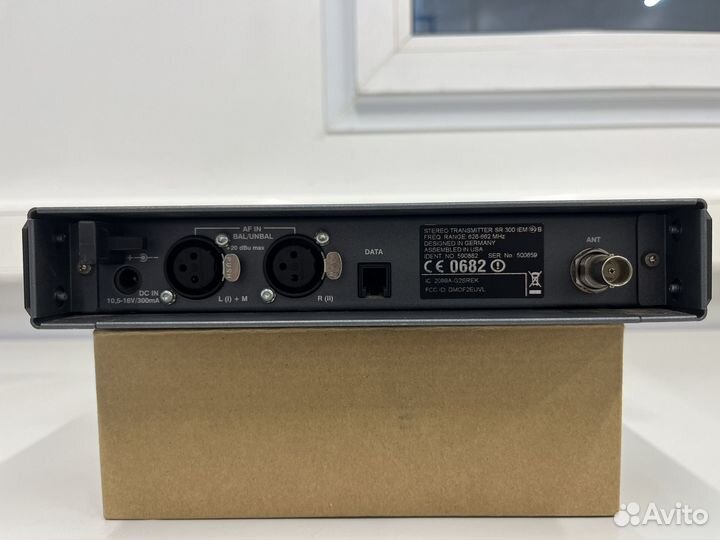 Радиосистема Sennheiser EW 300 iem G2-B