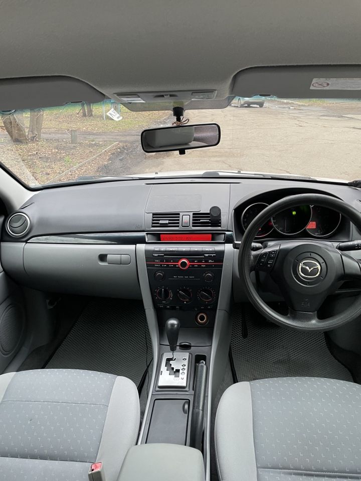 Mazda Axela: фото владельца