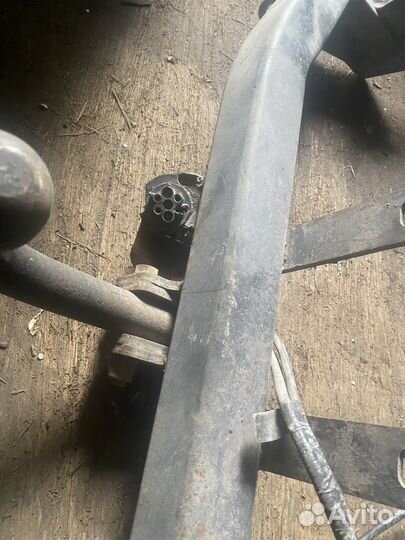 Фаркоп toyta prado