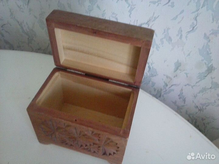 Деревянные шкатулки