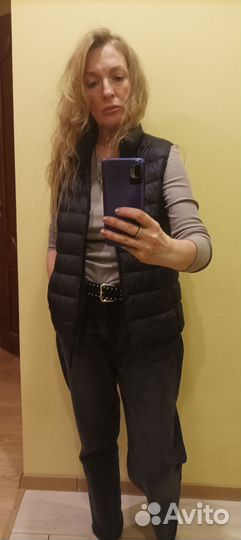 Пуховая жилетка uniqlo