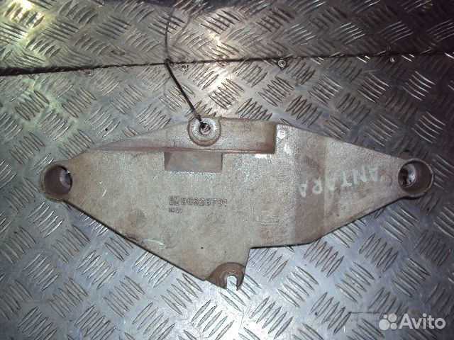 Кронштейн двс Captiva С100 (06) R 3.2л Б\У (арт. 96628791)