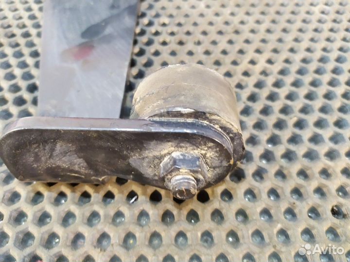 81155020285 Кронштейн глушителя основного