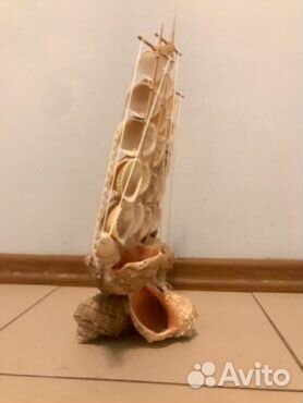 Корабль парусник из ракушек