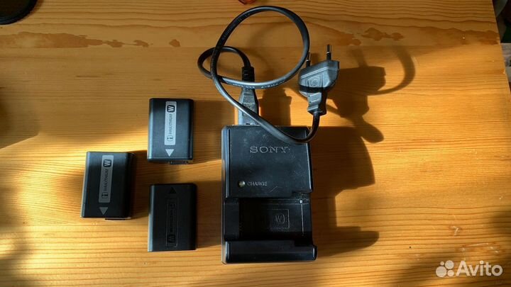 Sony a6000 kit + 55-210mm + аксессуары