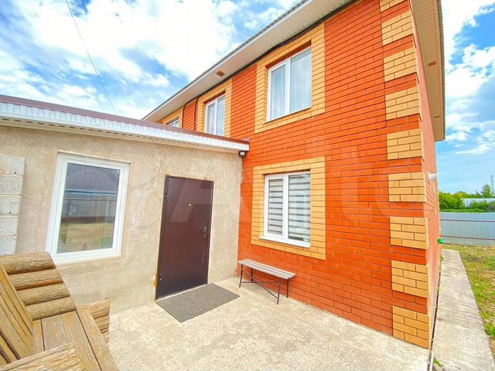 Таунхаус 93 м² на участке 5 сот.