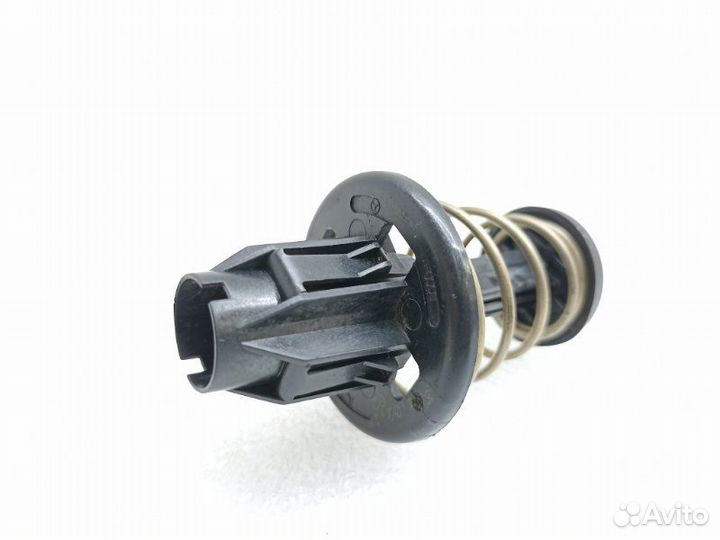 Упор капота Mercedes-Benz E-Class S213 3.0D OM642