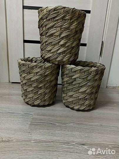 Кашпо для цветов из ротанга