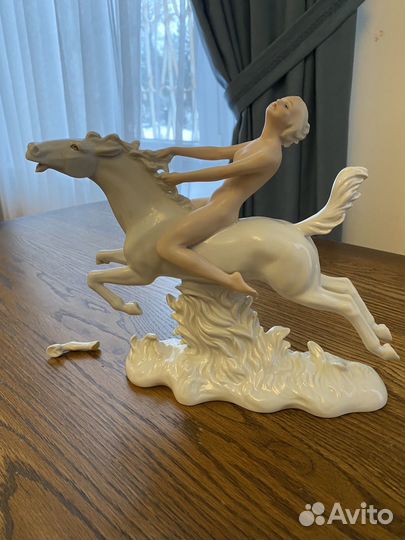 Фарфоровая статуэтка Наездница, Германия