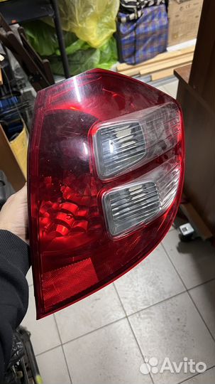 Фонарь honda fit