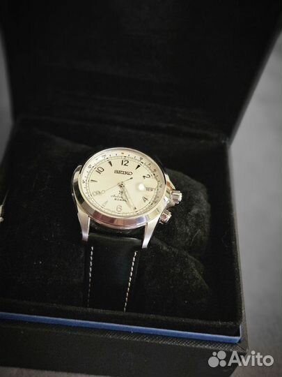Мужские наручные часы механические Seiko Alpinist