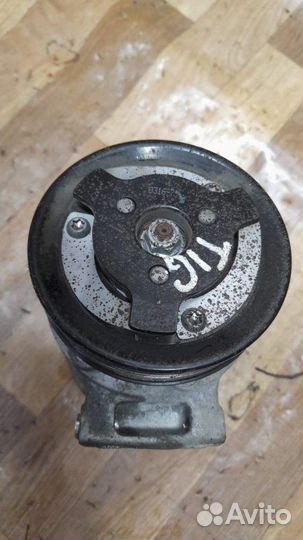 Компрессор кондиционера Volkswagen Фольксваген