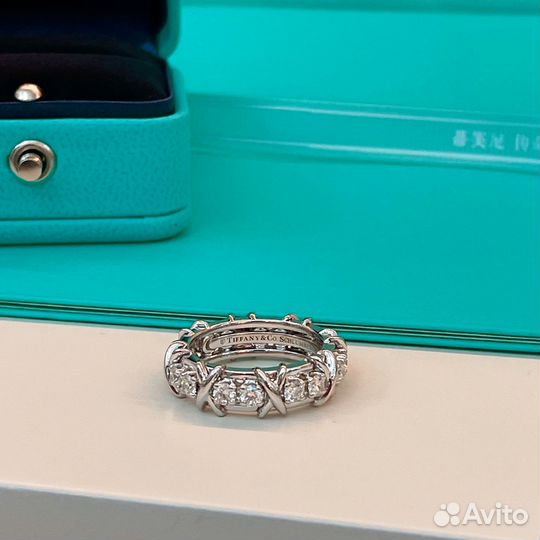 Tiffany кольцо из белого золота 750 пробы