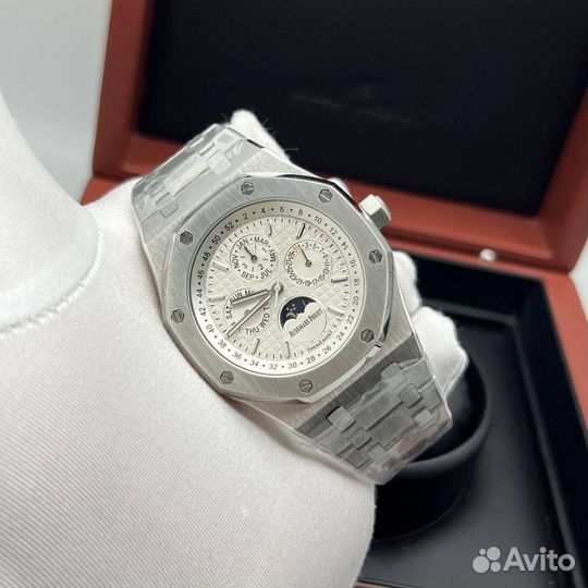 Часы Audemars Piguet Royal Oak Perpetual