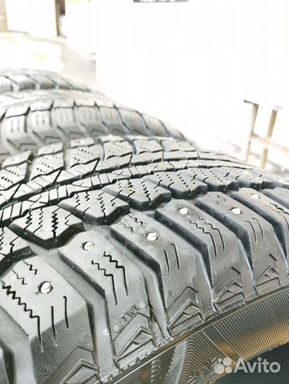 Matador MP 50 Sibir Ice 215/55 R16 93T