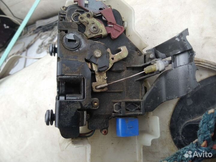 Замки дверей Volkswagen Touareg 1 7L