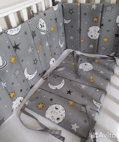 Бортики на детскую кроватку