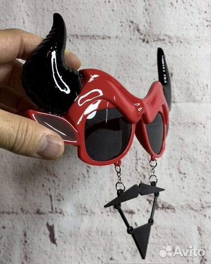 Очки карнавальные черт с рогами на хэллоуин