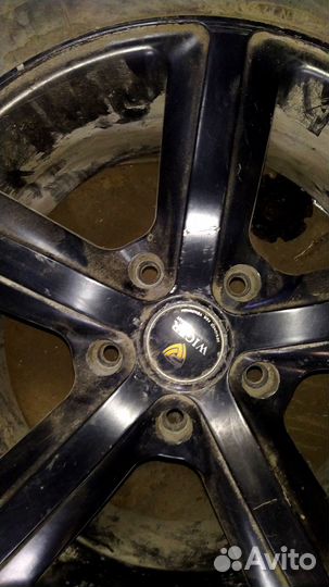 Колеса в сборе Bridgestone Blizzak Spike 235/60R18