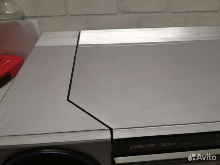 Виниловый проигрыватель пластинок Вега 300