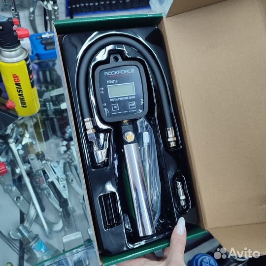 Пистолет для подкачки шин с цифровым манометром