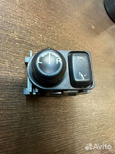Блок управления зеркалами Nissan Qashqai J10 2010
