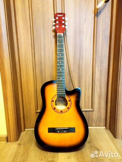 Новая акустическая гитара