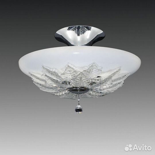 Люстра новая