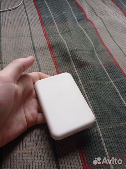 MagSafe повербанк
