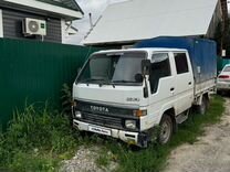 Toyota Hiace 2.4 MT, 1992, 240 000 км, с пробегом, цена 400 000 руб.