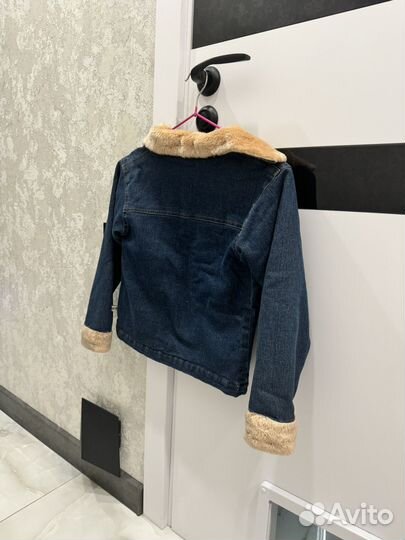 Джинсовая куртка с мехом детская 3-4 года
