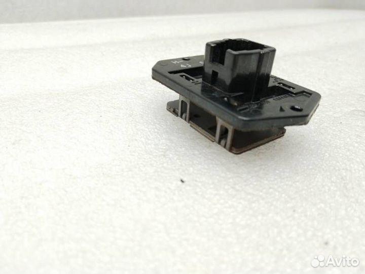 Сопротивление печки Toyota Corolla 8713826160