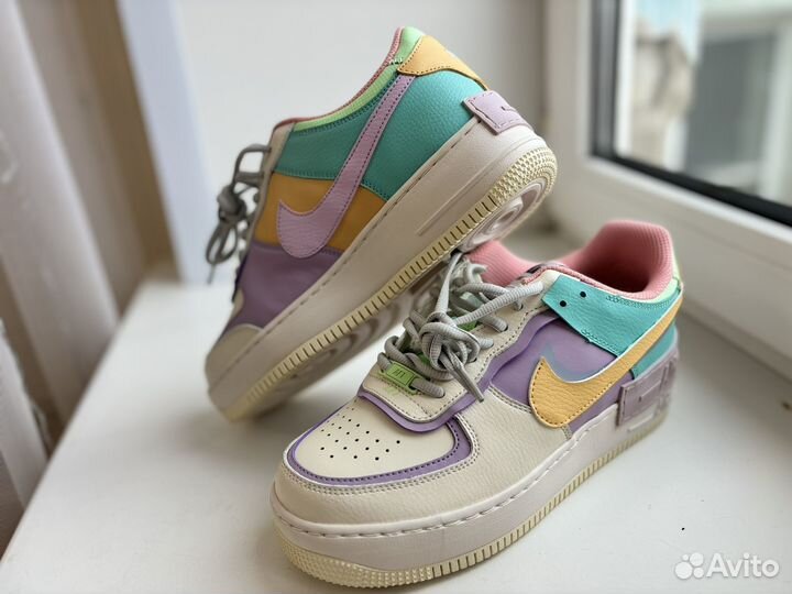 Кроссовки nike женские