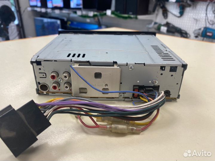 Автомагнитола JVC KD-X40 (10/16)