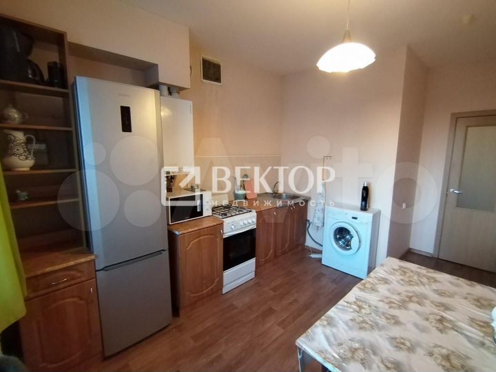 2-к. квартира, 52 м², 4/8 эт.