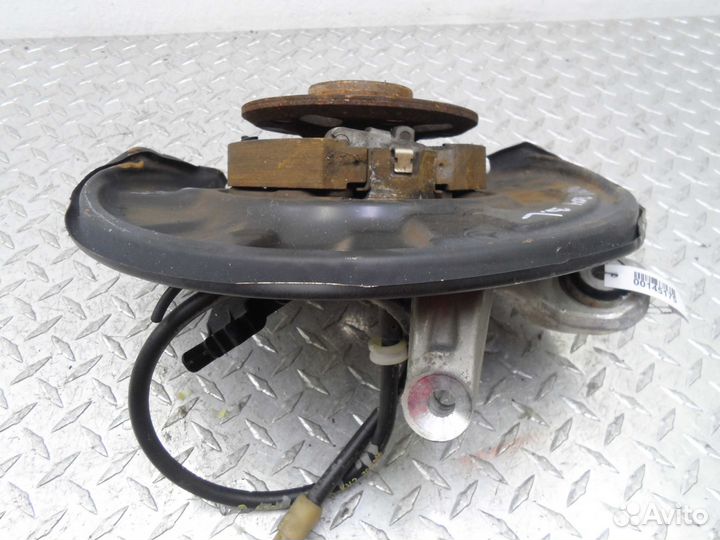 Ступица задняя левая Mercedes C-klasse W204