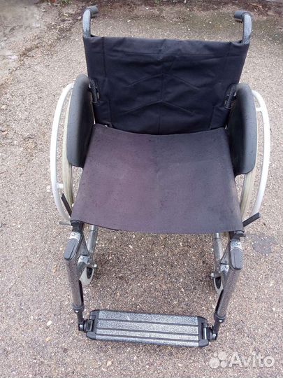 Инвалидная коляска складная бу