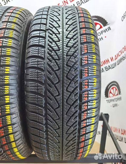 Goodyear UltraGrip 8 215/60 R16
