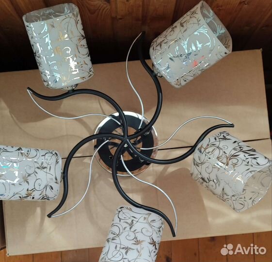 Люстра потолочная