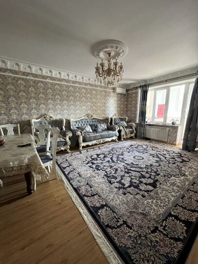 3-к. квартира, 100 м², 5/10 эт.