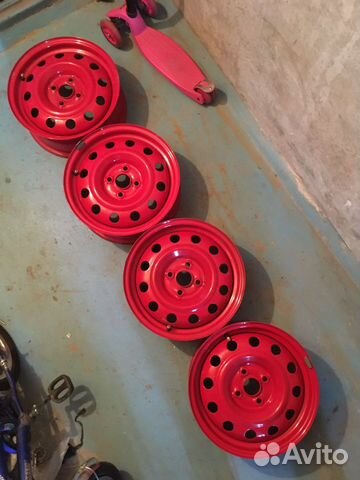 Диски штампованные красные r15