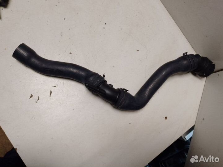 Патрубок охлаждения Volkswagen Golf Iv/Bora