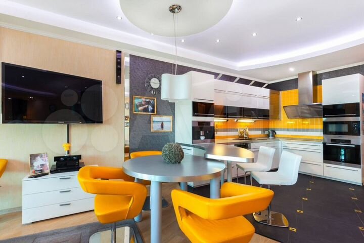 4-к. квартира, 113,2 м², 15/17 эт.