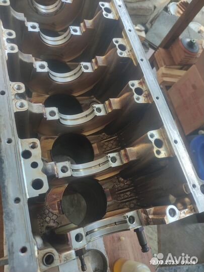 Низ мотора м54в22