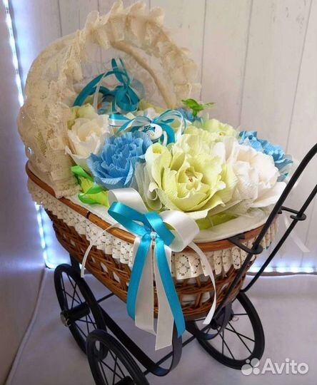 Торт из памперсов, подарок на выписку