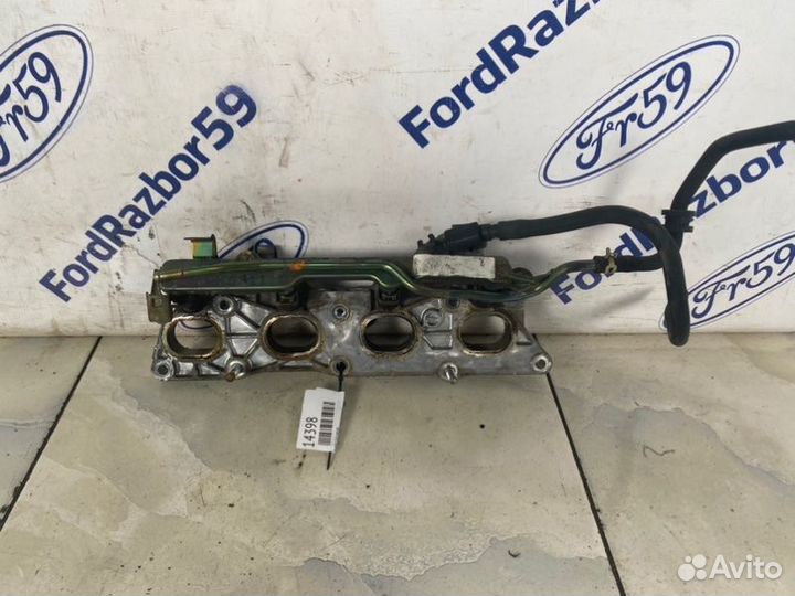 Рампа топливная Honda Civic EU 1.6 (D16V1) 2005