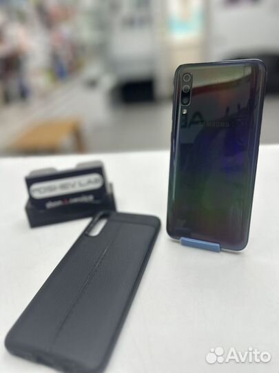 Samsung Galaxy A50, 4/64 ГБ